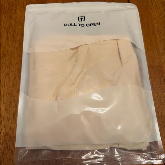 Seamless High-Waisted Shapewear - Picture 10 of 10